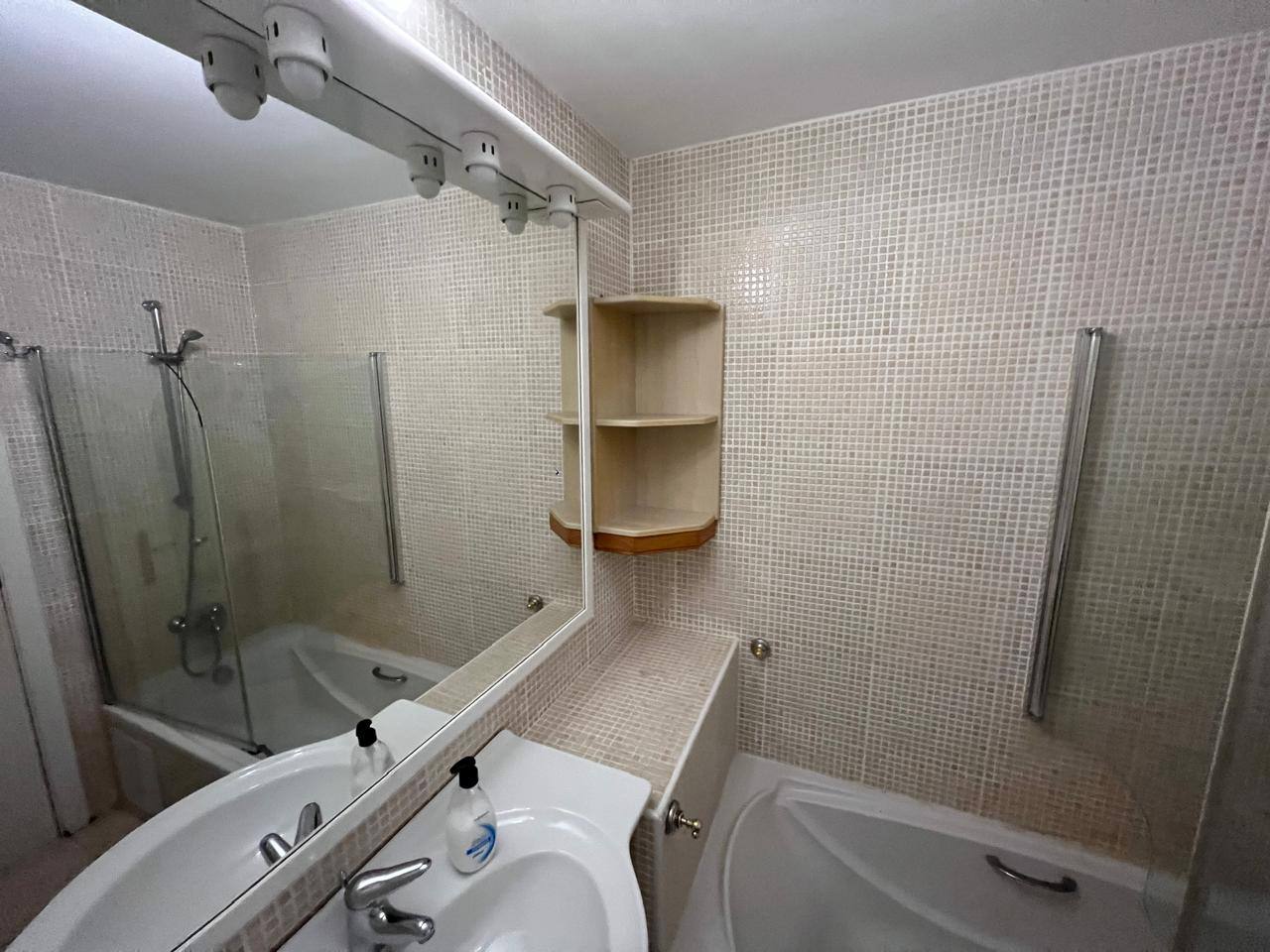 Spacious 3-Bedroom (3+1) Apartment in Tenerife, Spain